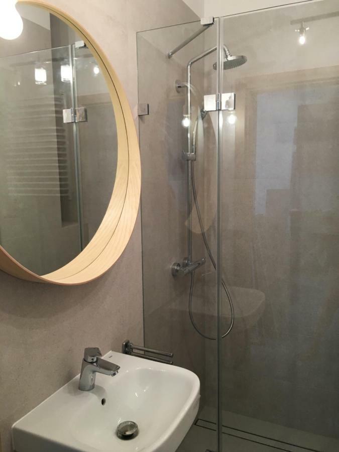 Shoq Studio Nice Apartment With Private Parking 크라쿠프 외부 사진